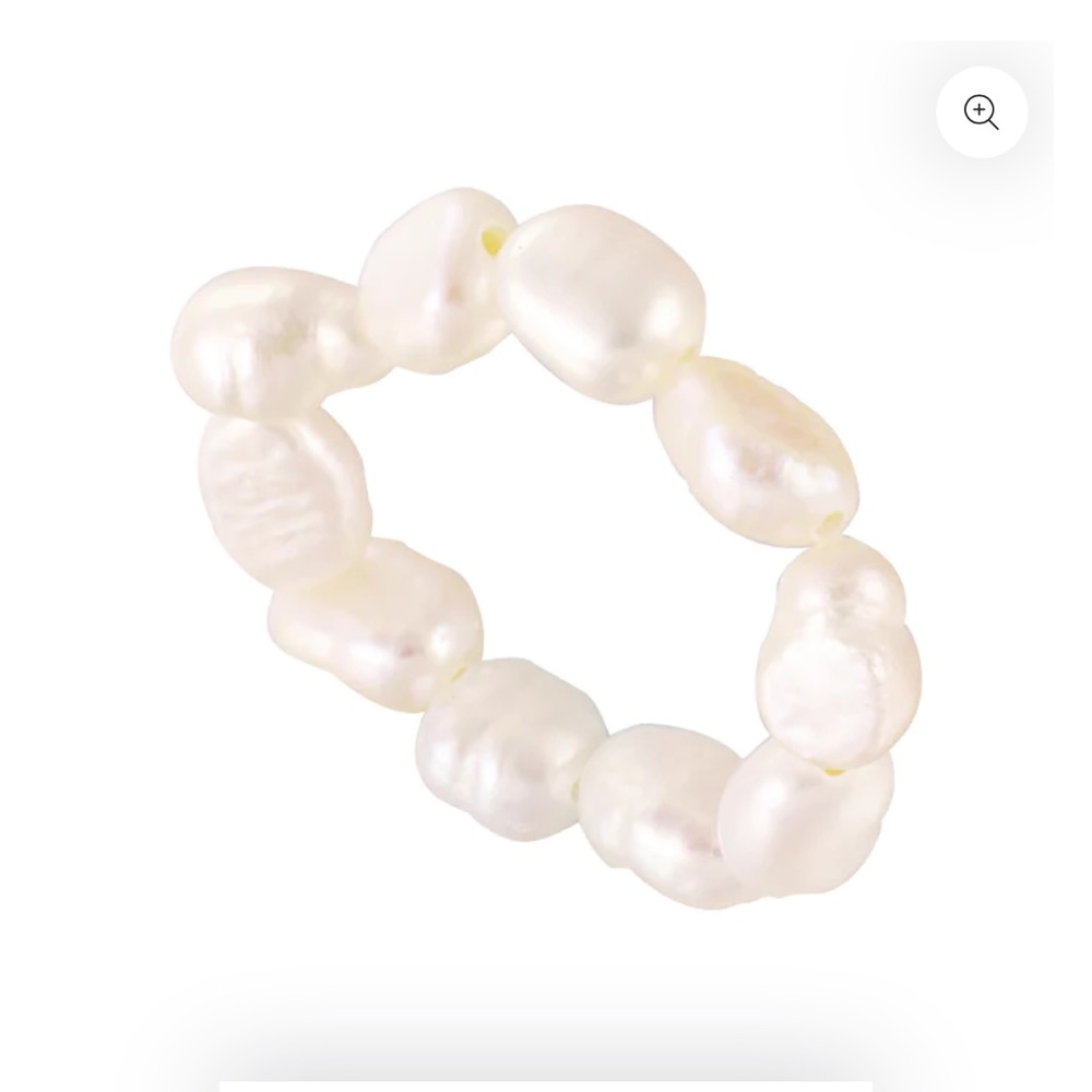 NWT PEARL RING EVRY JEWELS
